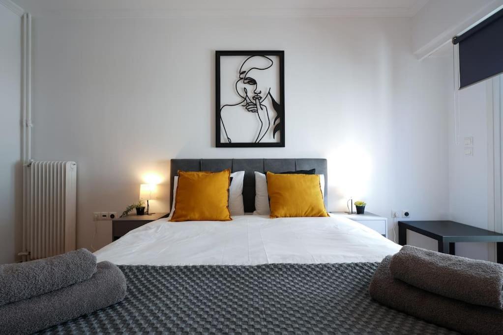 Syntagma Square, 70Sqm Pentelis Sunny Apartment Athen Exterior foto
