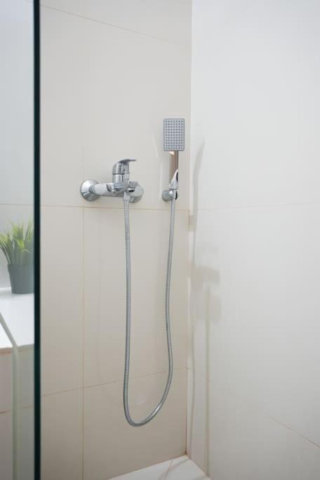 Syntagma Square, 70Sqm Pentelis Sunny Apartment Athen Exterior foto