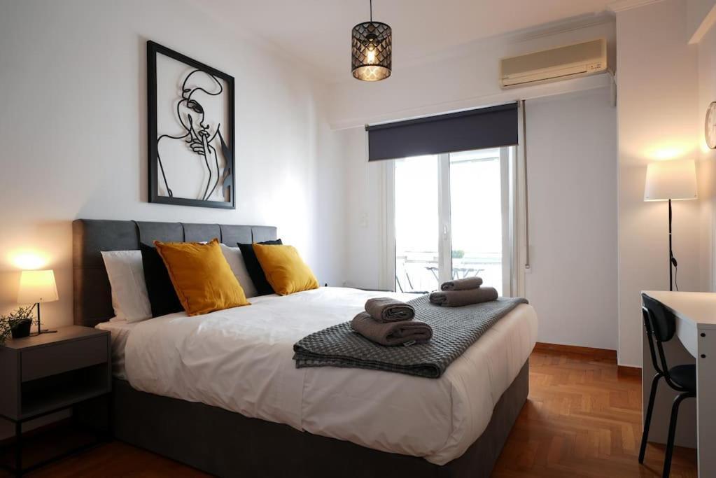 Syntagma Square, 70Sqm Pentelis Sunny Apartment Athen Exterior foto