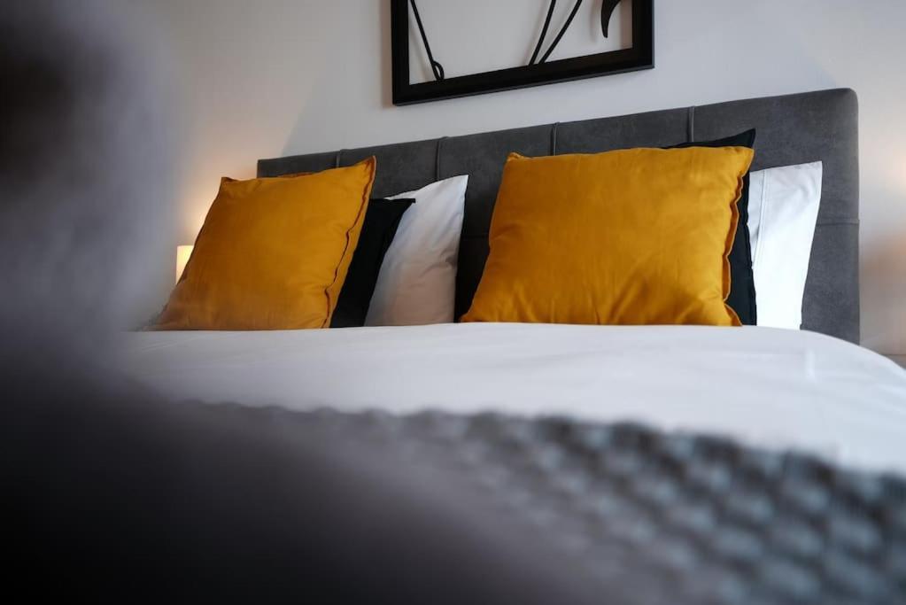 Syntagma Square, 70Sqm Pentelis Sunny Apartment Athen Exterior foto