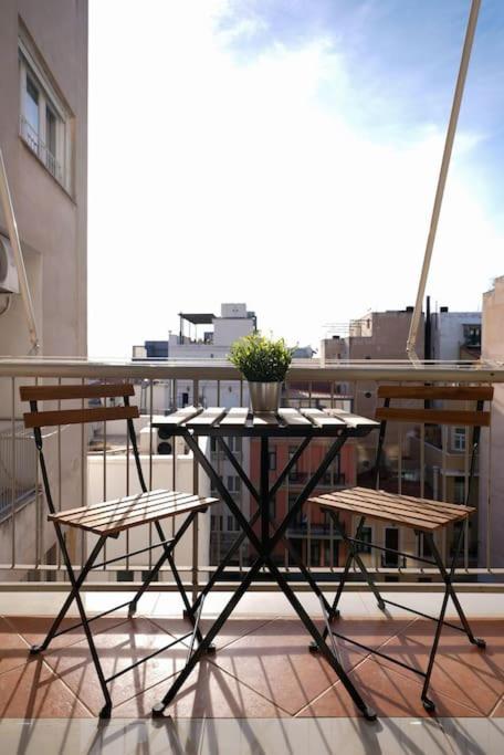 Syntagma Square, 70Sqm Pentelis Sunny Apartment Athen Exterior foto